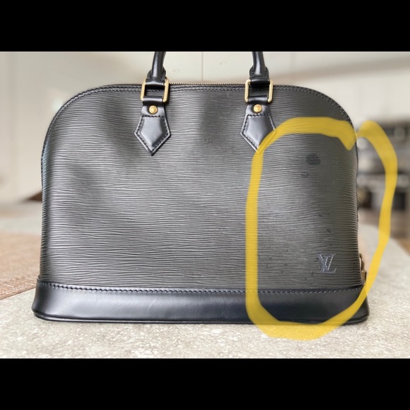 Vintage Louis Vuitton Alma Black Epi Handbag - Picture 12 of 14